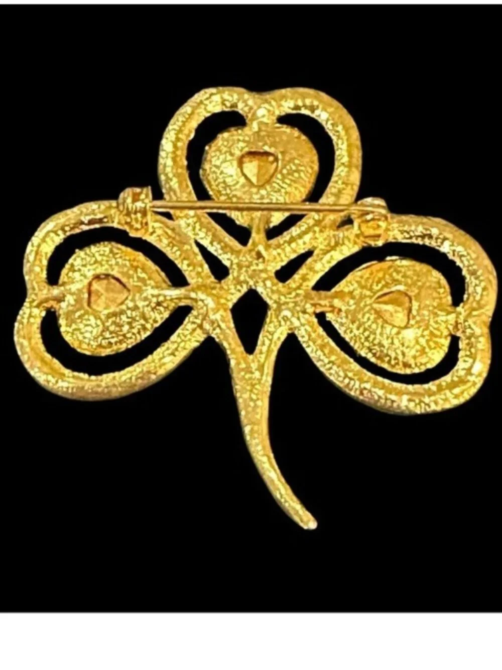 Shamrock Brooch Emerald Green Heart Centers Clover Gold Tone Womens Jewelry